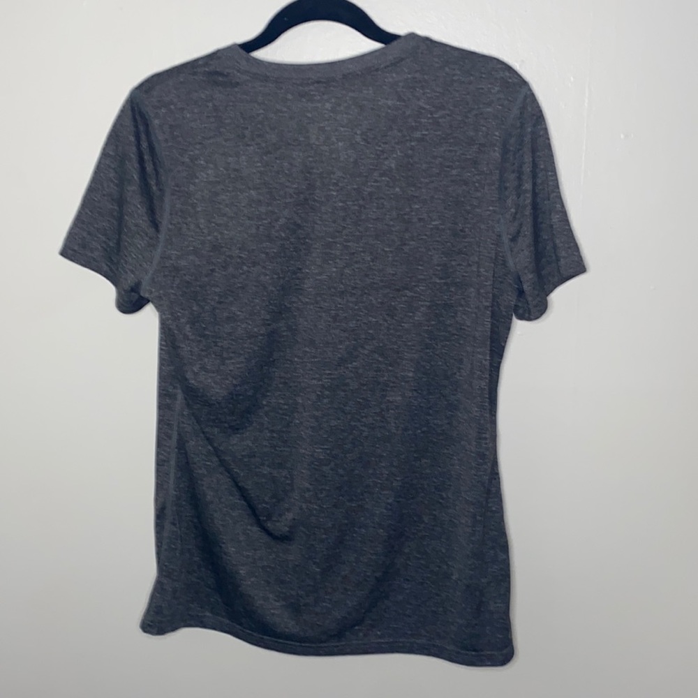 🪼NWT Adidas Grey tee! - Picture 6 of 8